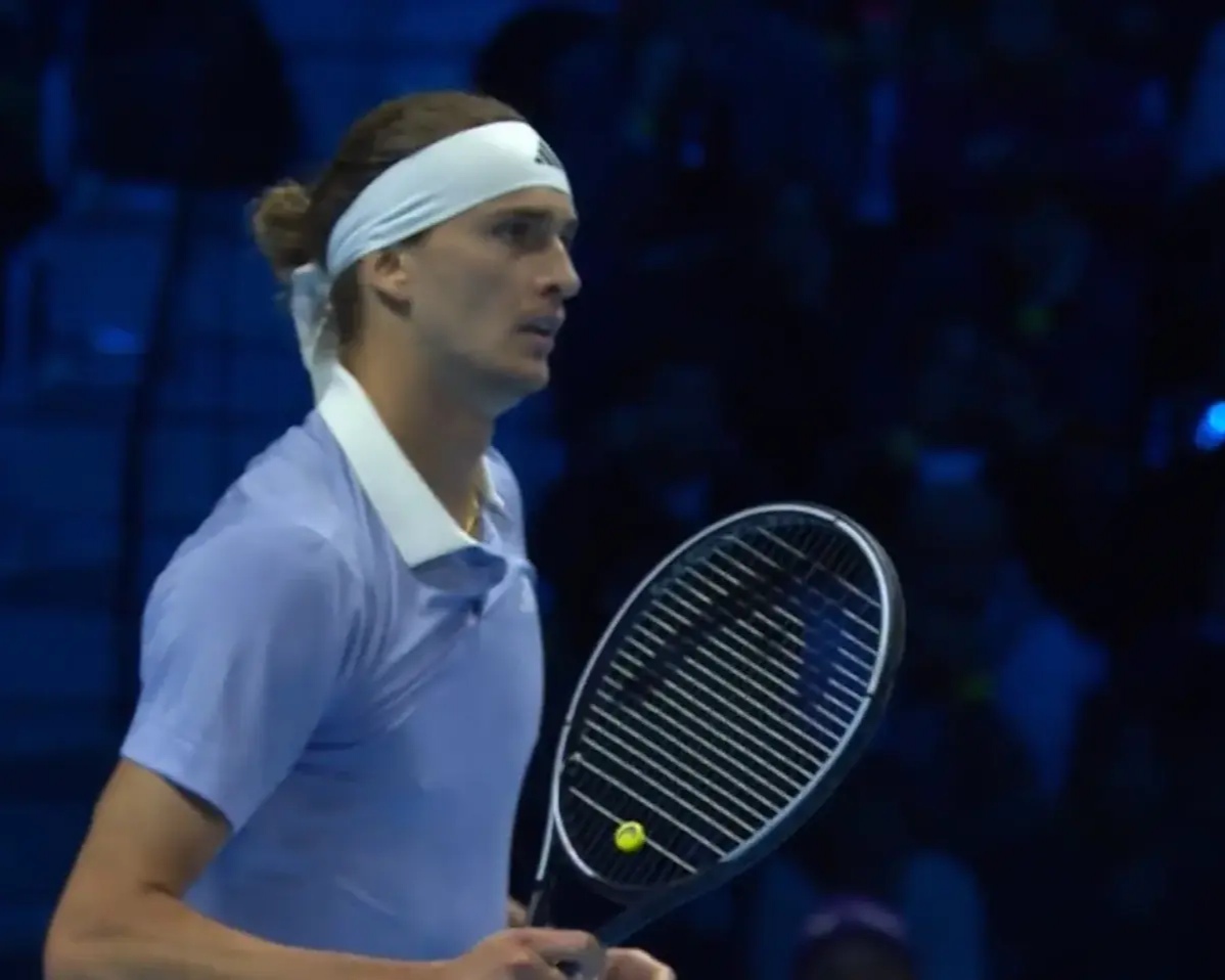 爱游戏APP-温网鏖战ATP总决赛，兹维列夫扛起全队