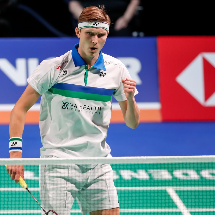 爱游戏官方入口-中国队逆转韩国队,安赛龙高光表现