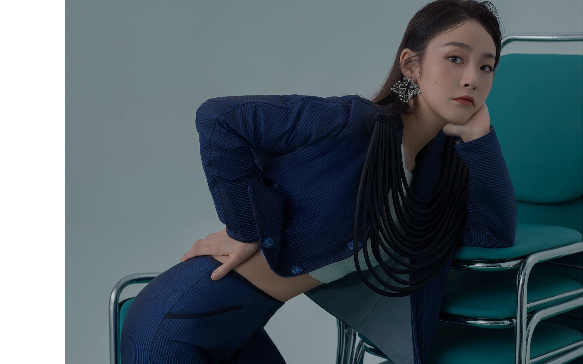 达喀尔之夜，门迪的钢铁枷锁，一场防守如何锁死奥运之门的未来