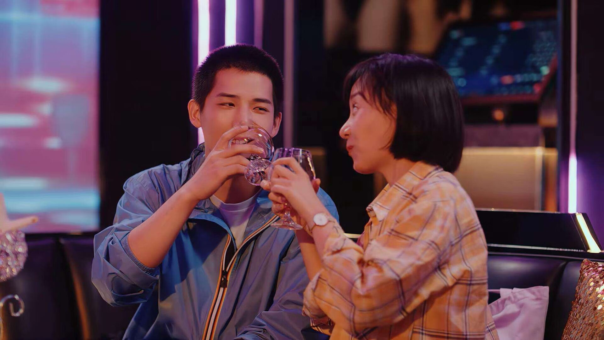 红蓝交响曲,一场跨越时空的体育盛宴