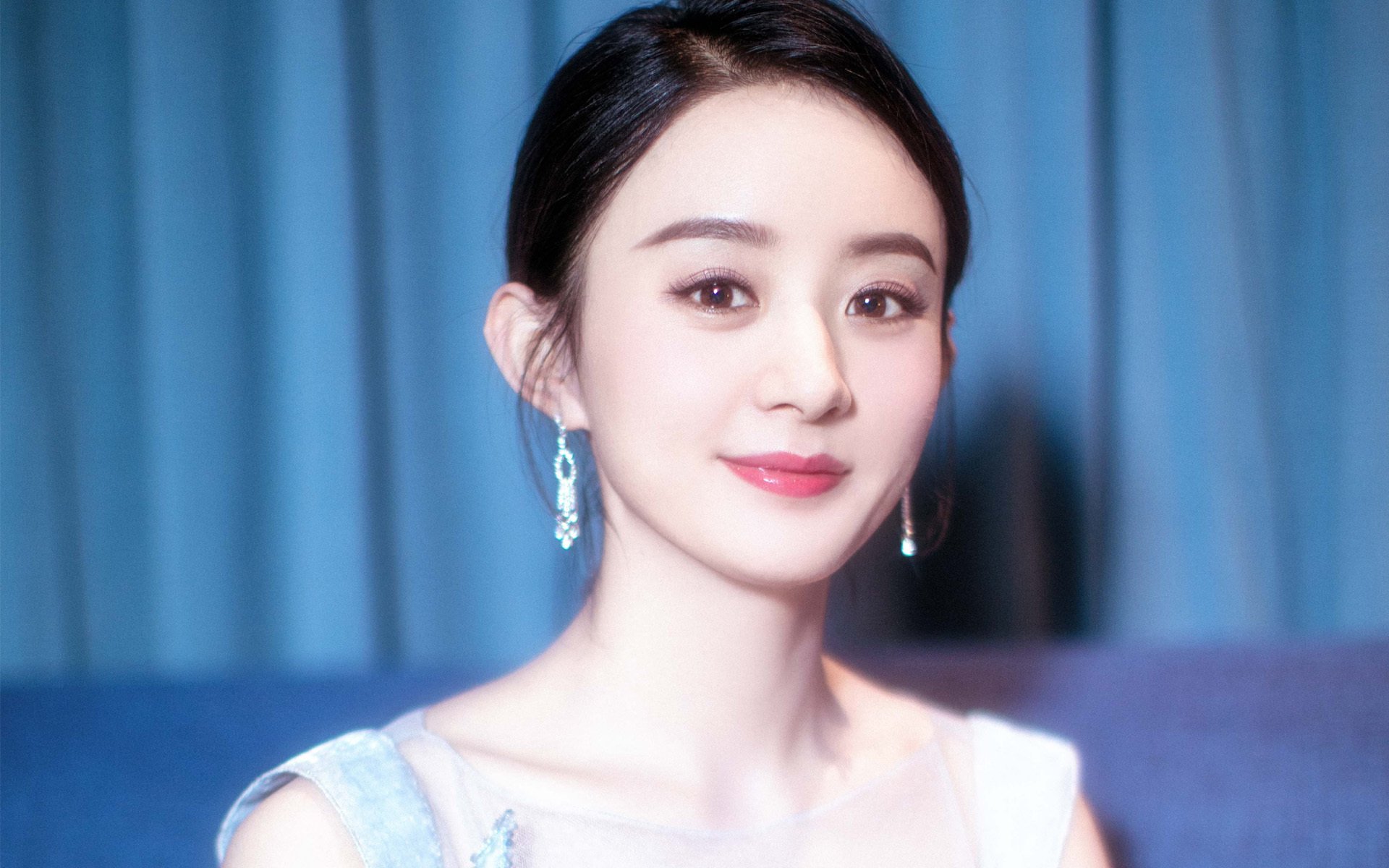 爱游戏在线-流光裂夜，拉文，那道重塑比赛呼吸的雷霆