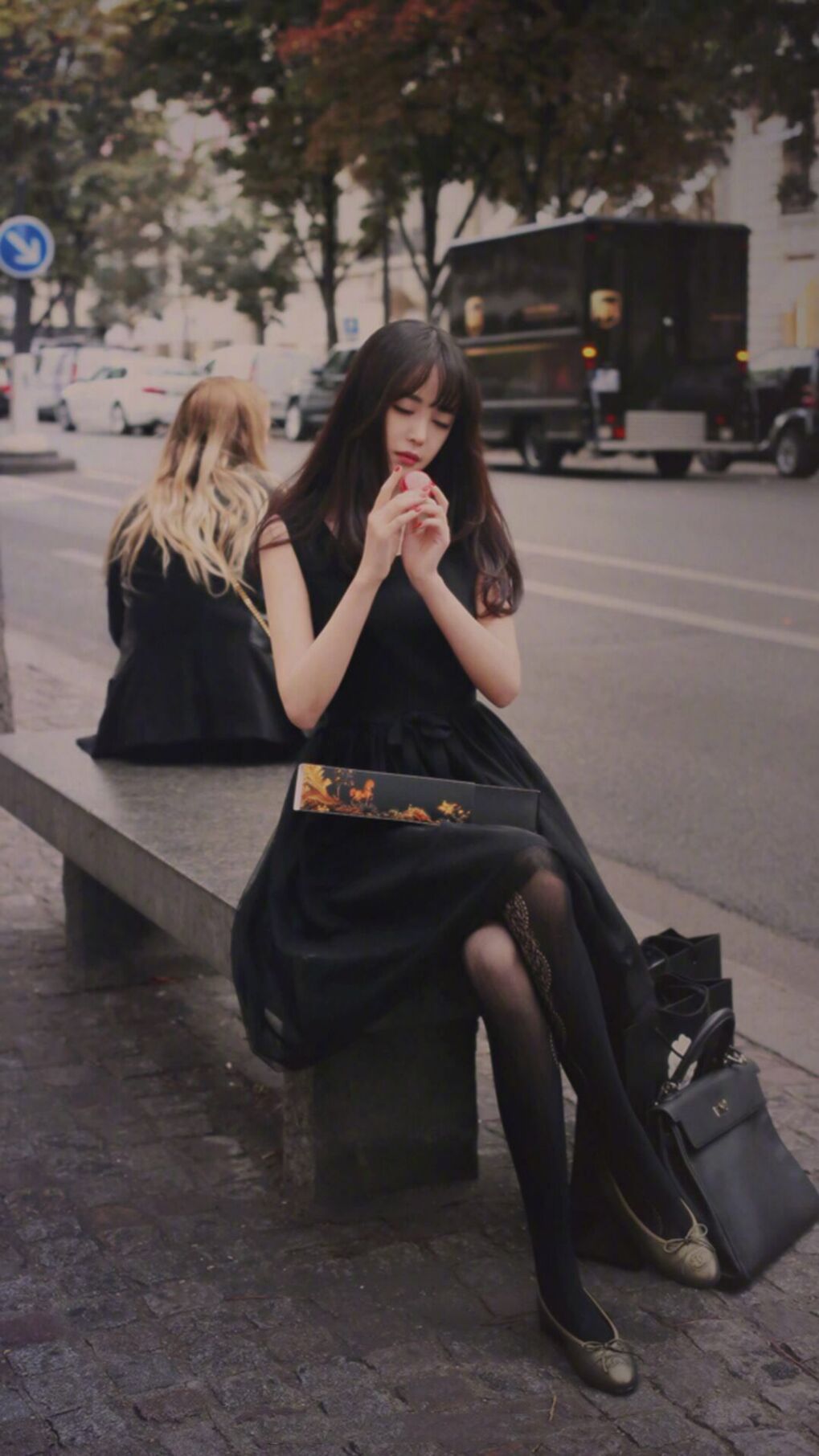 跨界风暴，巴拉圭足球震撼利物浦，莫德里奇F1街道赛逆袭