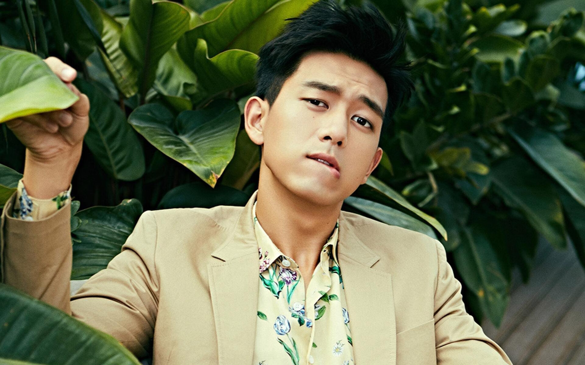 爱游戏体育-丹佛铁骑踏破南海岸,多诺万·米切尔今夜封神