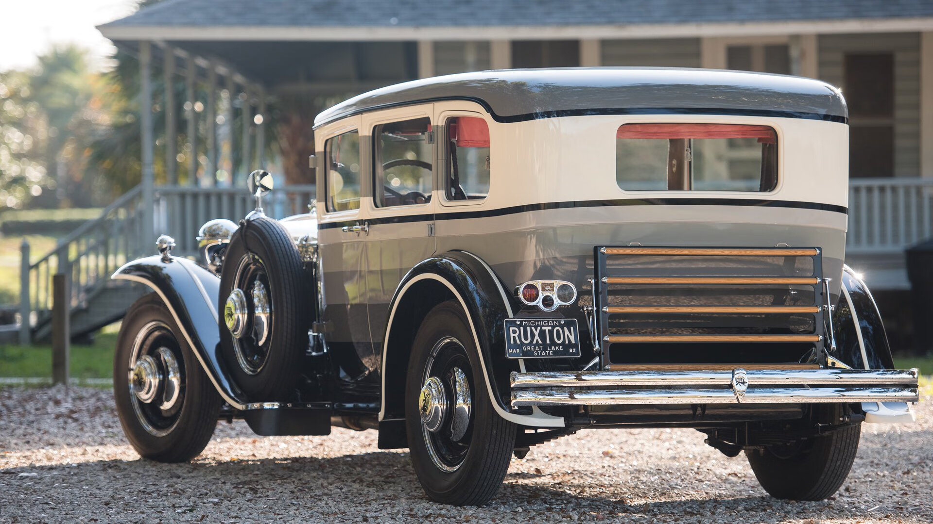 范弗利特导演巴克莱中心交响乐,篮网用团队智慧轻取开拓者