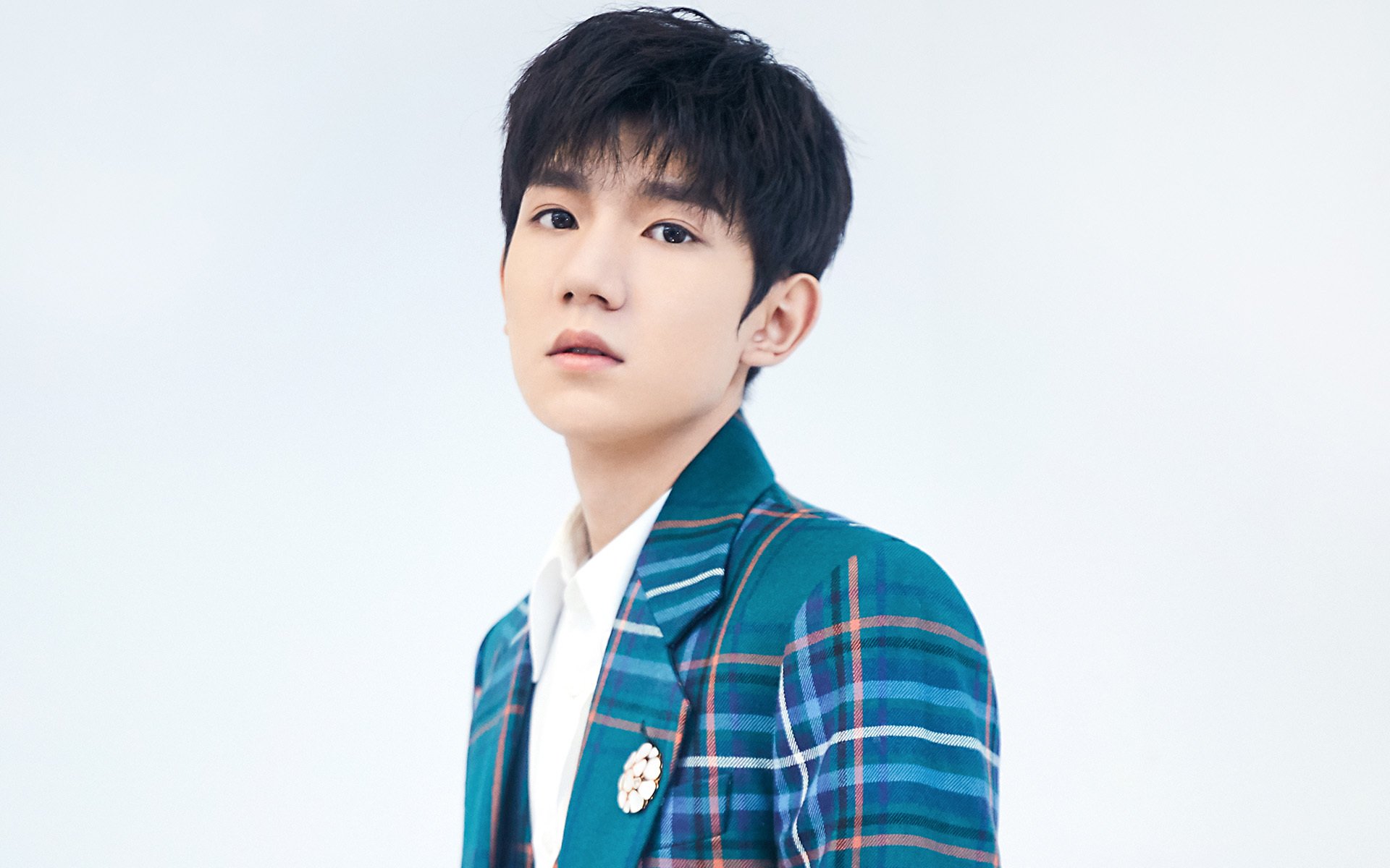 雨夜孤影,阿尔瓦雷斯一箭刺穿三狮军团